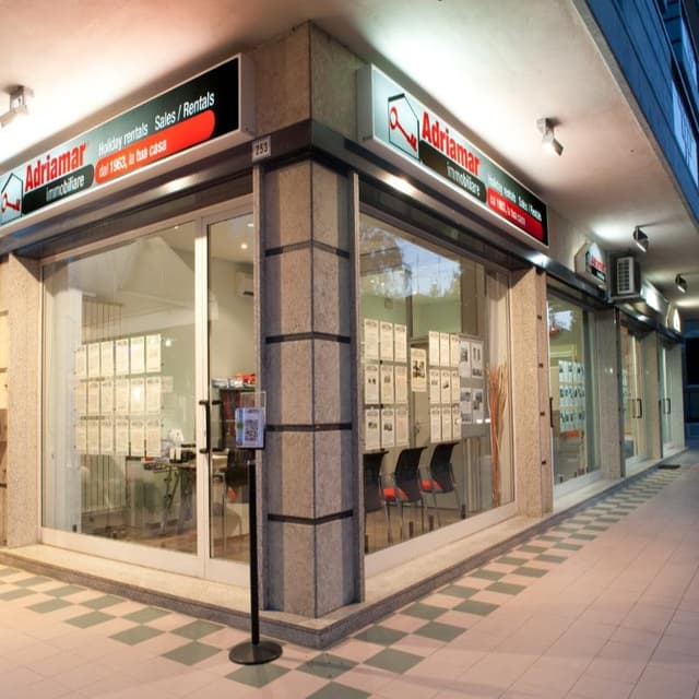 A. Adriamar Agenzia Immobiliare - Immagine 1
