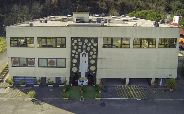 Abbigliamento Ezio System - Immagine 1