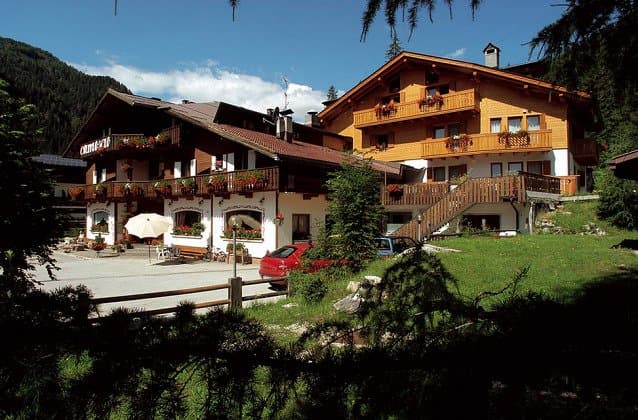 Albergo Camoscio - Immagine 1