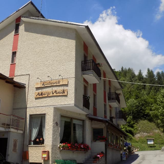 Albergo degli Amici - Immagine 1