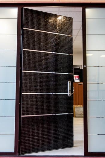 Amk Blindati  - Porte e Serramenti - Immagine 2