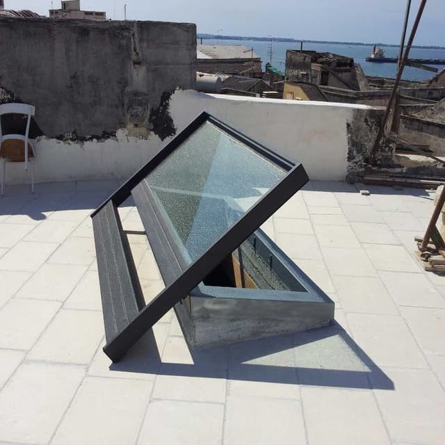 Apertura Porte L'Artigiano del Ferro - Immagine 1