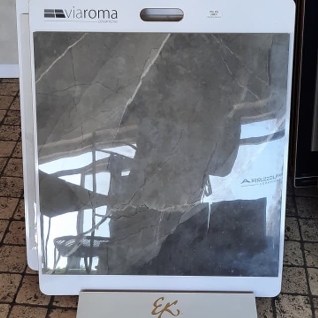 Arruzzoli Ceramiche-Ristrutturazione Bagni - Immagine 2