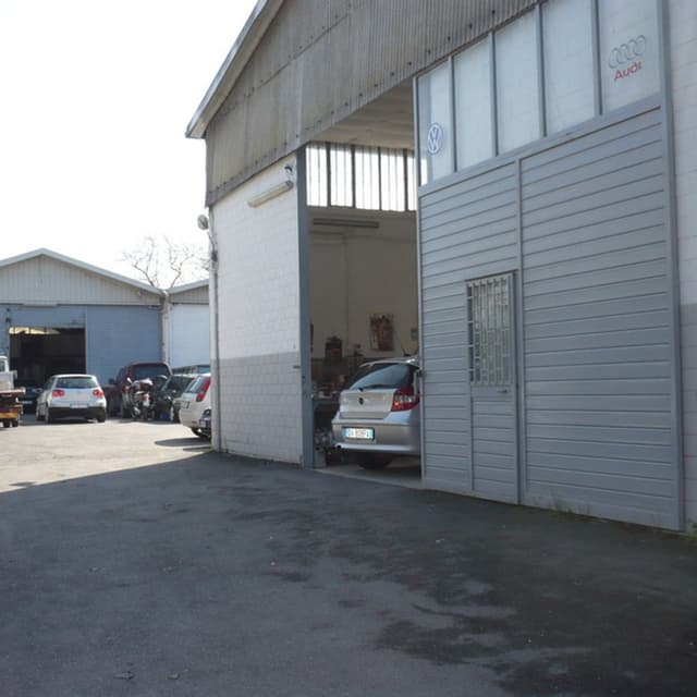 Autocarrozzeria 2.000 s.r.l. - Immagine 2
