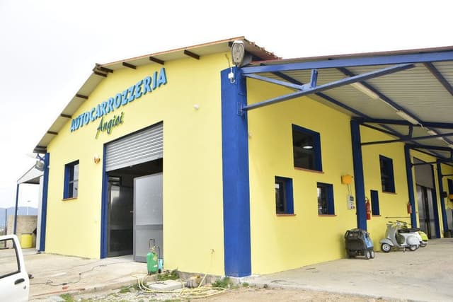 Autocarrozzeria Angioi Santino - Immagine 1