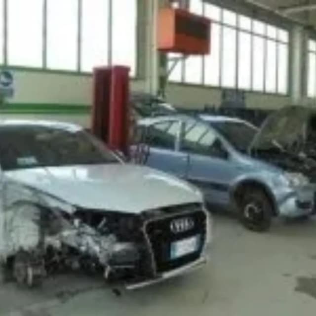 Autocarrozzeria F.Z. di Zampiccoli - Immagine 2