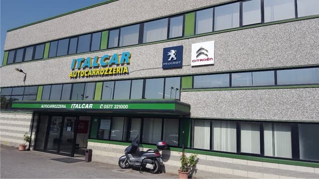 Autocarrozzeria Italcar - Immagine 1