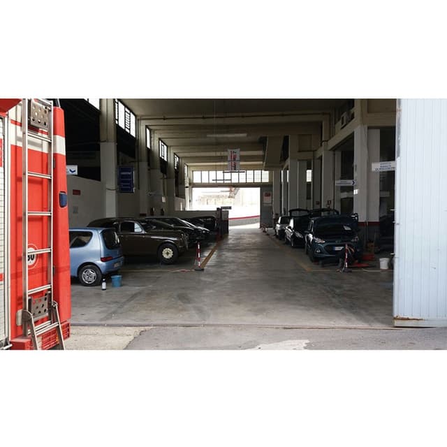 Autocarrozzeria Universal - Immagine 1