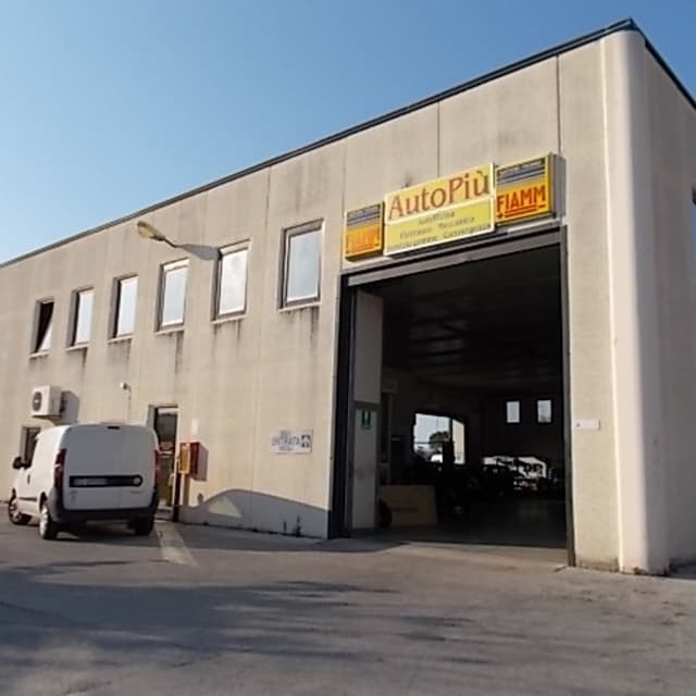 Autofficina Autopiu' - Immagine 1