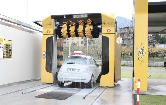 Autolavaggio Bellavista - Immagine 1