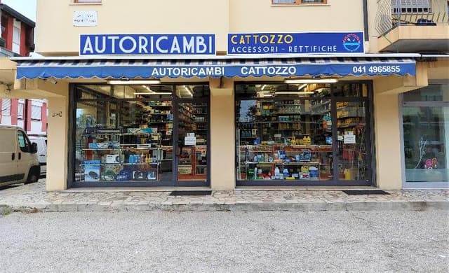 Autoricambi Cattozzo - Immagine 1