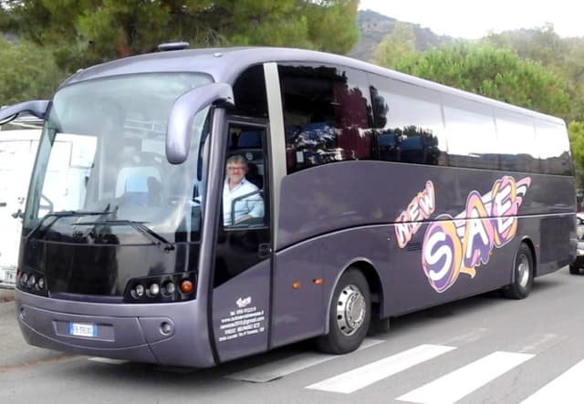 Autoservizi New Sae Noleggio Bus - Immagine 2