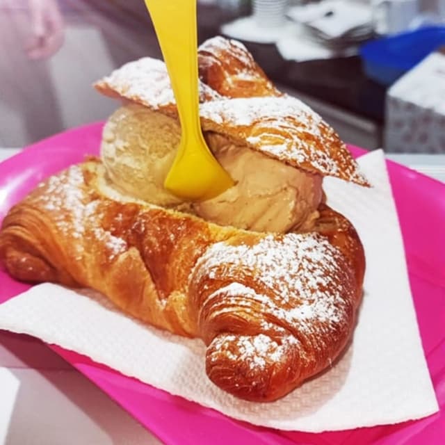 Bar Time Out Yogurteria - Immagine 2