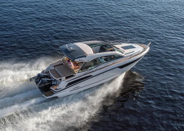 Blu Yacht e Charter - Immagine 1