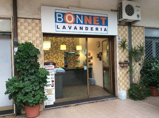 Bonnet Lavanderia - Immagine 1