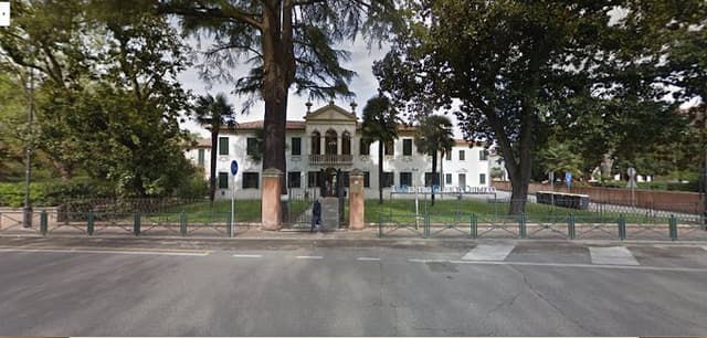 Centro Clinico Chimico - Immagine 1