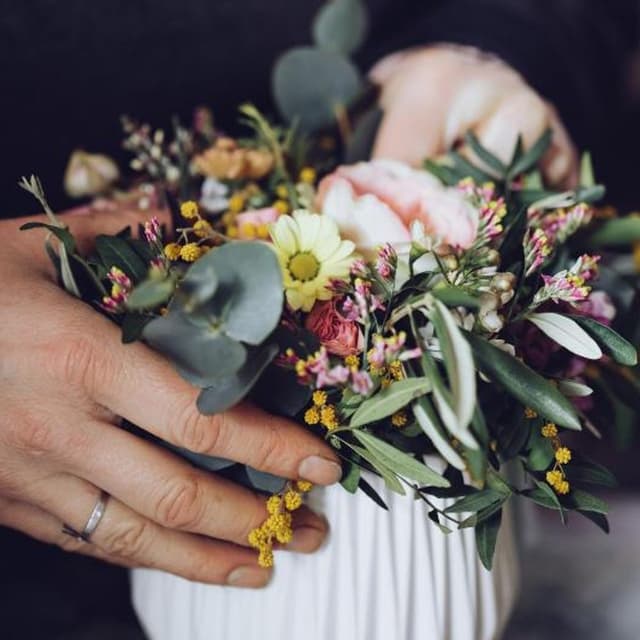 Dillo con Un Fiore Il Fiorista a Gallarate - Immagine 2