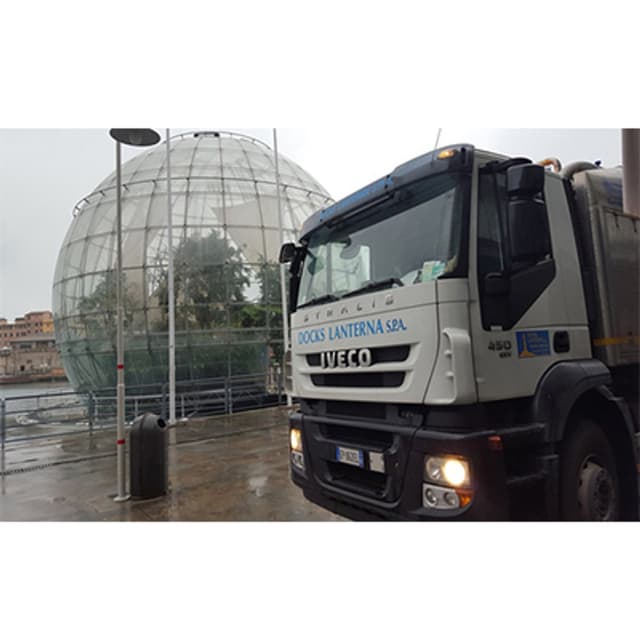 Docks Lanterna Spa - Immagine 1