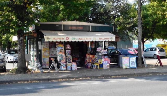 Edicola Rook Tommaso - Immagine 1