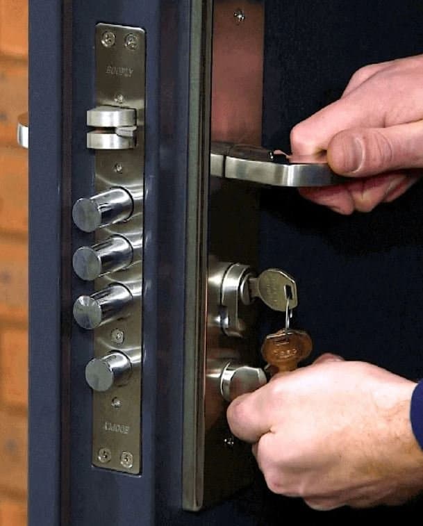 Fa Serramenti Fabio Azzaretti - Immagine 2