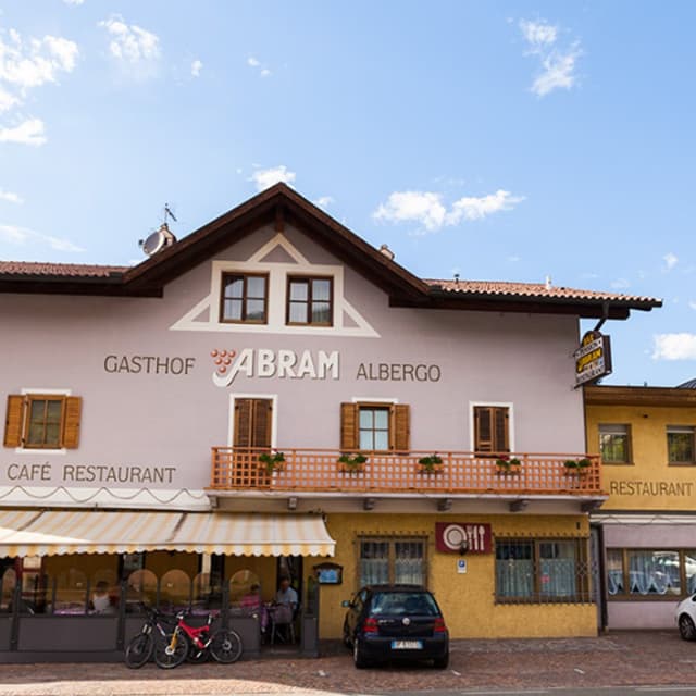 Hotel Abram - Pensione e Ristorante Tipico - Immagine 1