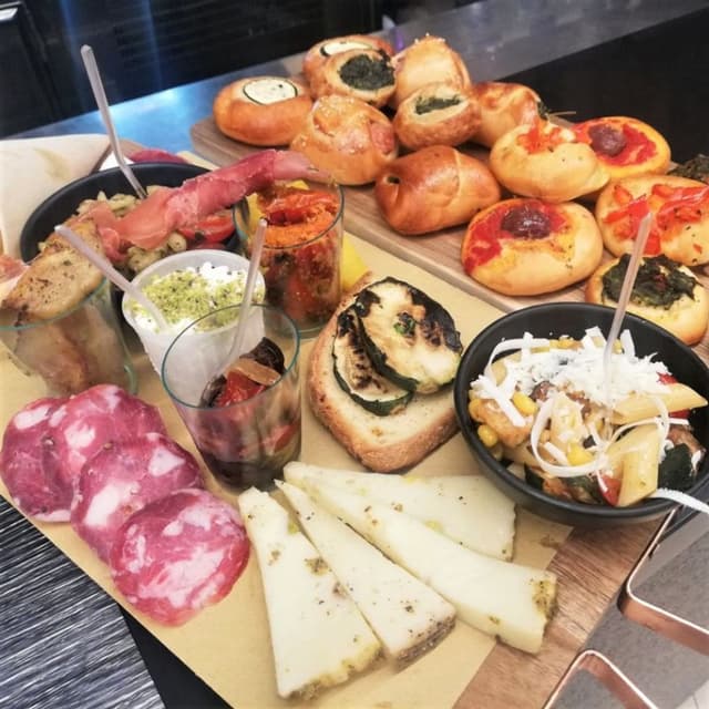 Insigne Cafe' - Immagine 1