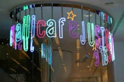 La Fluorescente - Immagine 1