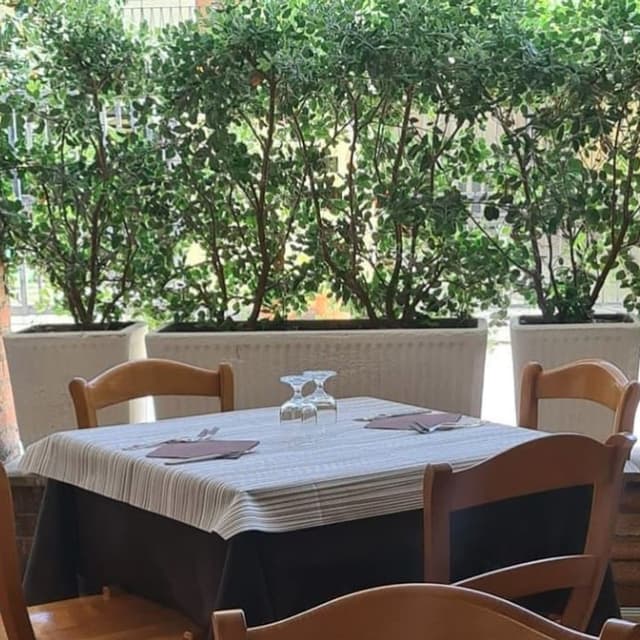 La Lanterna Pizzeria Ristorante - Immagine 2