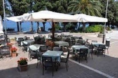 La Piazza - Immagine 1