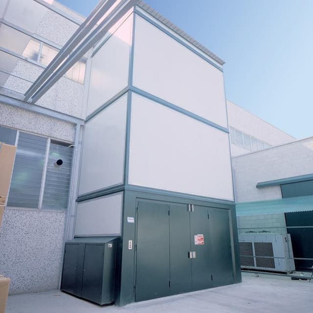 L.A.M. Lombarda Ascensori Montacarichi - Immagine 1