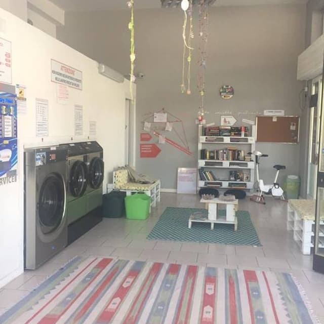 Lavanderia self-service classe A - Immagine 1