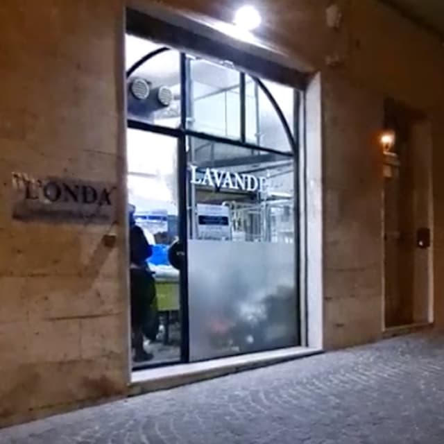 L'Onda di Bianchi Maria Cristina - Immagine 1