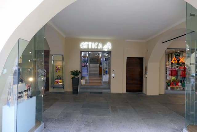 Ottica 48 - Immagine 1