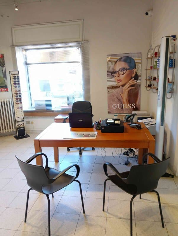 Ottica della Piazza - Immagine 1