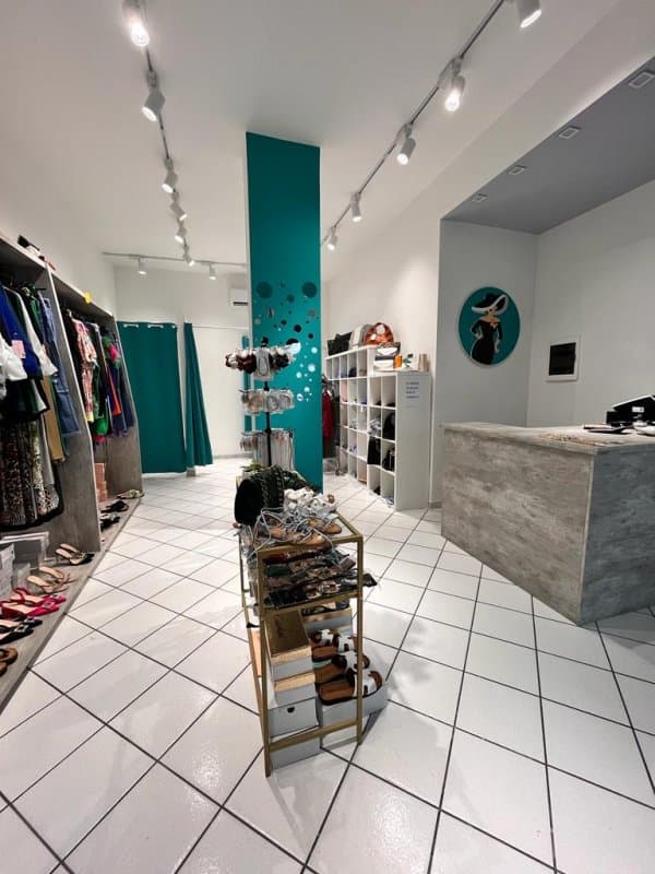 Pretty woman curvy - Immagine 1