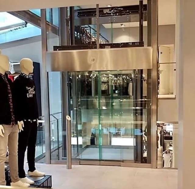 S&M Elevators - Immagine 2