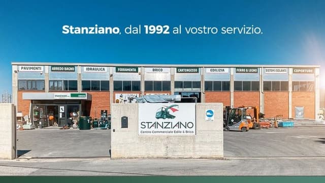 Stanziano - Centro Commerciale Edile & Brico - Immagine 1