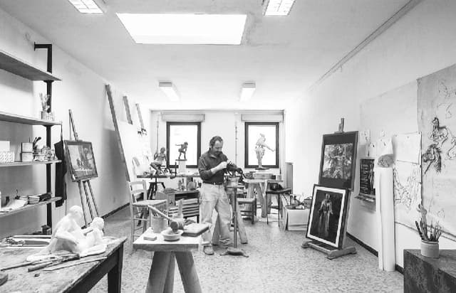 Studio di scultura Leonardo Lucchi - Immagine 2