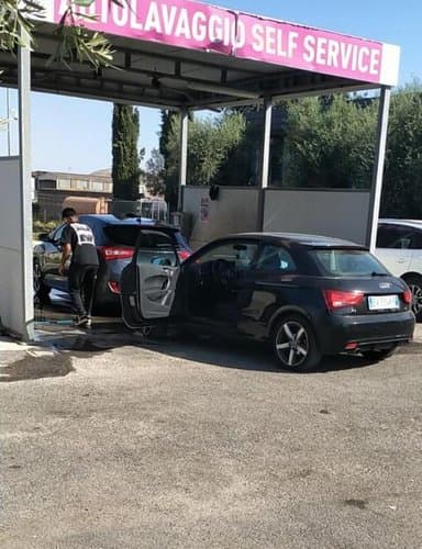 Autolavaggio a mano Tarquinia