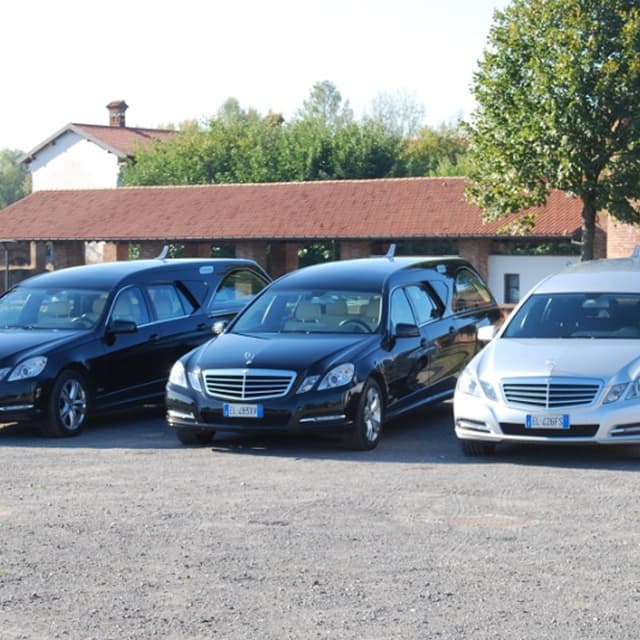 Agenzia Funebre - Monza & Pozzi Onoranze Pompe Funebri - Nerviano - Immagine 1