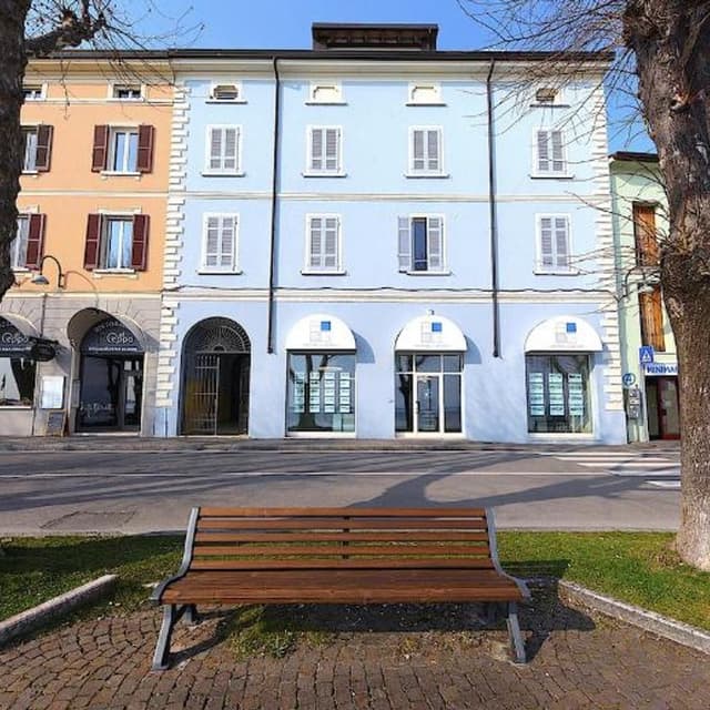 Agenzia Immobiliare Abitare Il Garda - Immagine 1