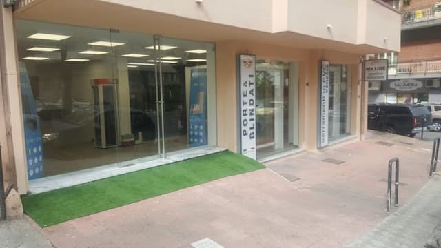 Agenzia Industrie Serramenti - Immagine 1