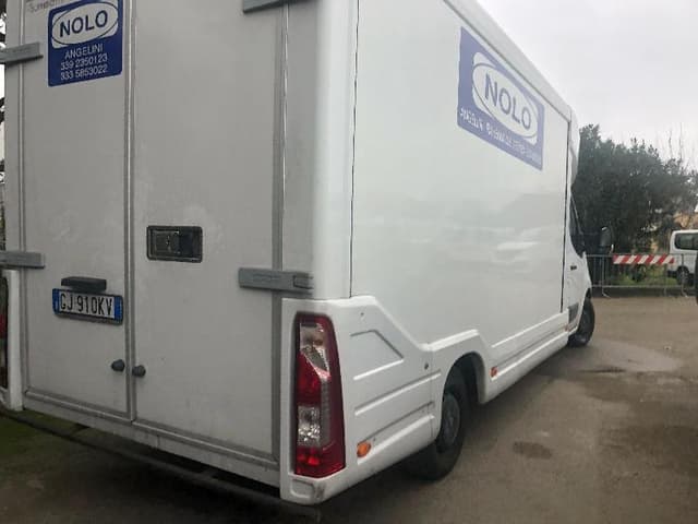 Angelini Roberto Noleggio Trasporti e Allestimenti - Immagine 2