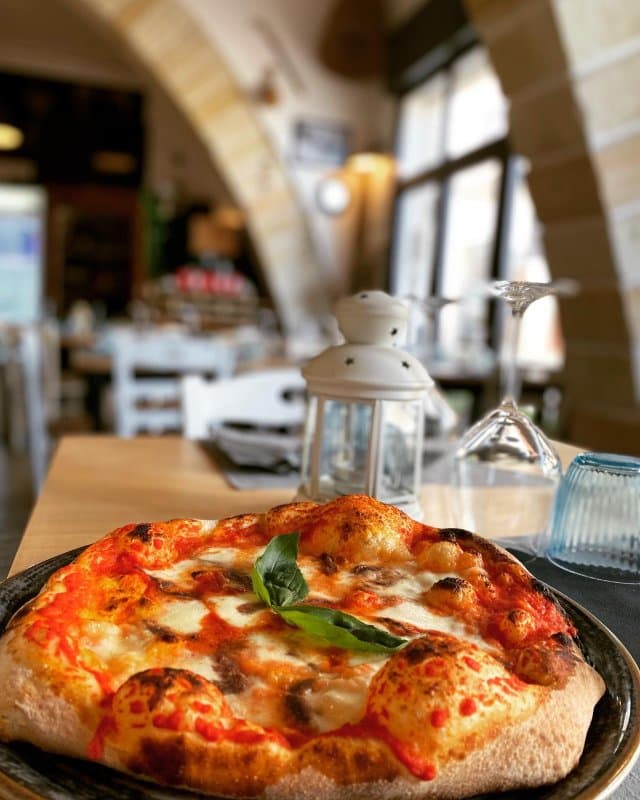 Antipasteria Pizzeria Nautilus Favignana - Immagine 2