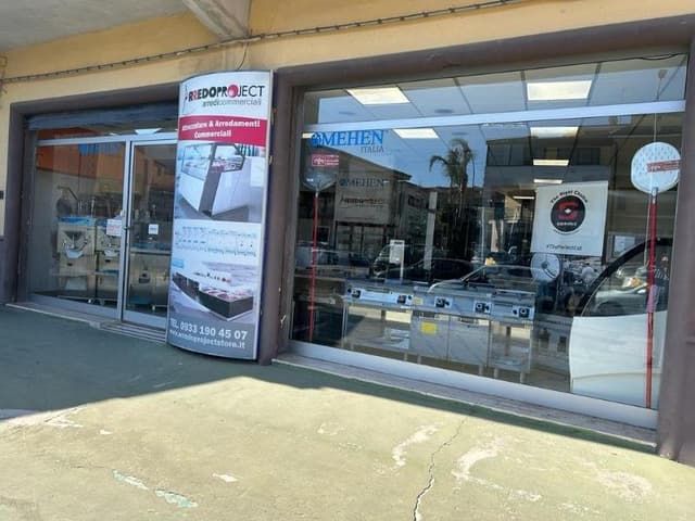 Arredo Project Arredamenti ed Attrezzature Commerciali - Immagine 1