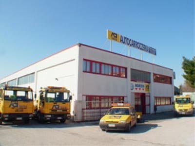 Autocarrozzeria F.lli Penna & Andreucci - Immagine 1