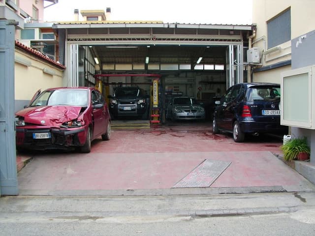 Autocarrozzeria G.S.F. - Immagine 1