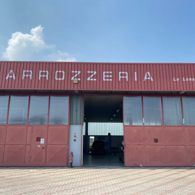 Autocarrozzeria La Lomellina - Immagine 1