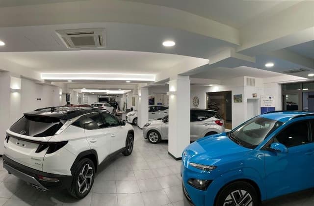 Autocom24 Flavio Pisana - Rivenditore,Mazda,Honda.Nuovo e Usato Multibrand - Immagine 2