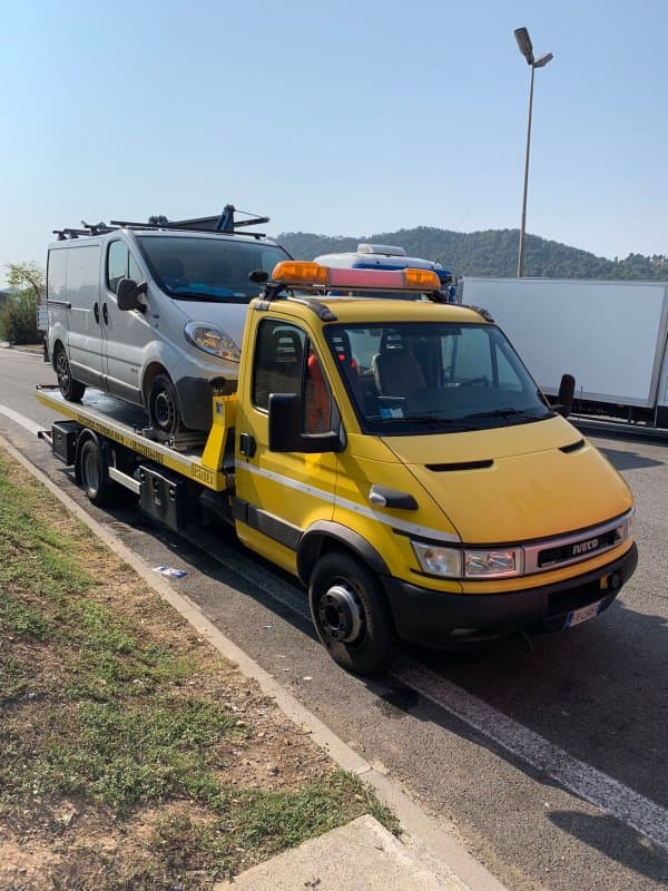 Autodemolizioni e Soccorso Stradale Firenze Simone - Immagine 1